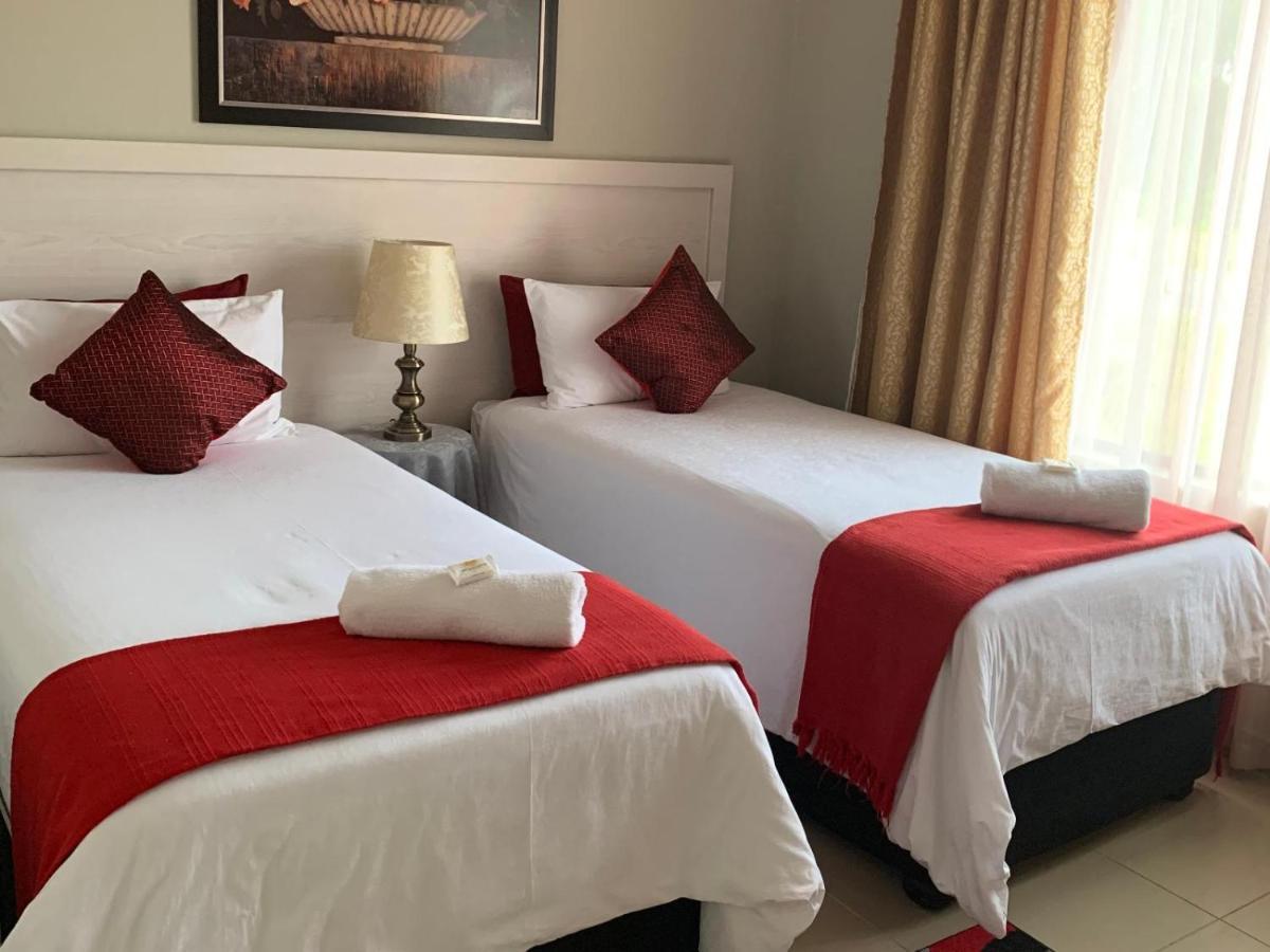 Bay Sun Lodge Richards Bay Extérieur photo
