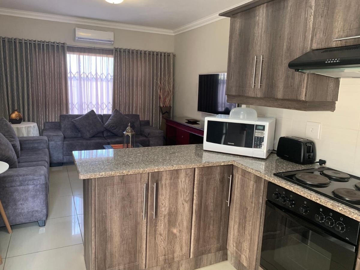 Bay Sun Lodge Richards Bay Extérieur photo