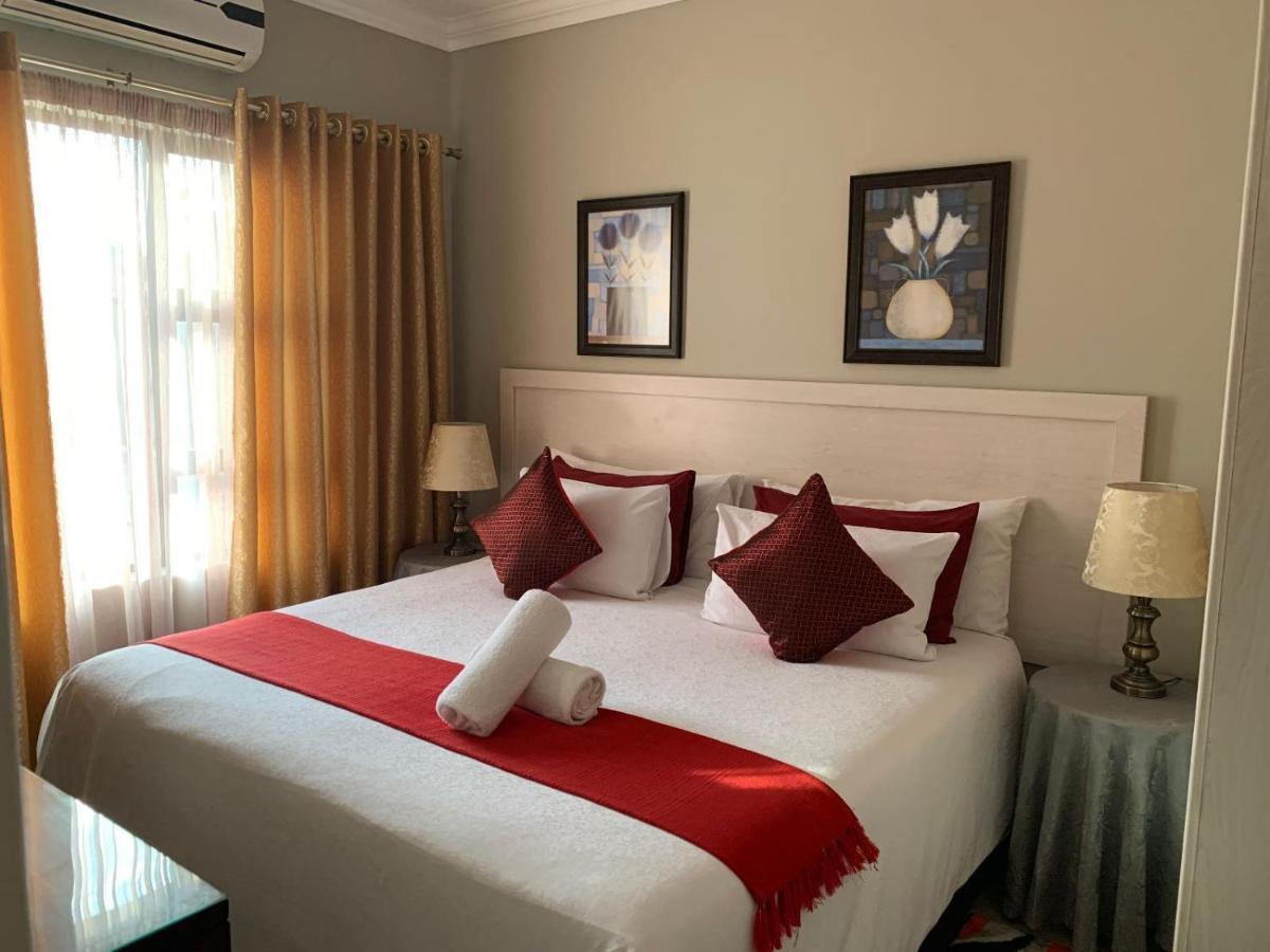 Bay Sun Lodge Richards Bay Extérieur photo